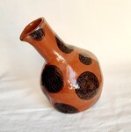 Dr&ocirc;le de vase